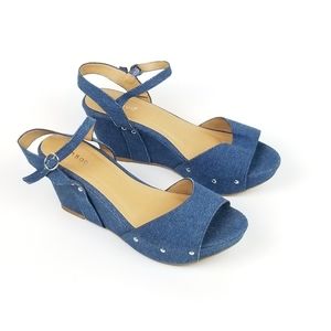 3/$25 Bamboo  Sandal Shoes!